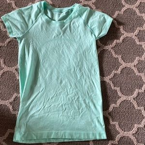 Lululemon swiftly tech